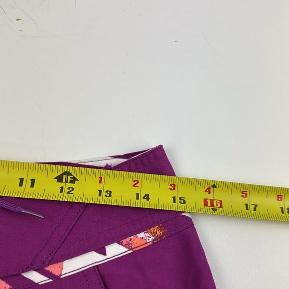 Columbia PFG Women's Purple Columbia Swim Board Shorts - Picture 10 of 13